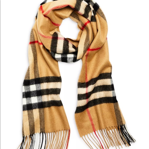Authentic Burberry Cashmere Scarf - Picture 6 of 8